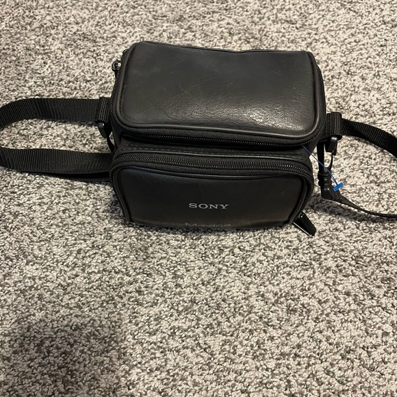 Vintage Sony FD Mavica Camera - Picture 3 of 8